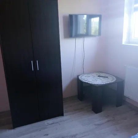Pod Grusza 3*
