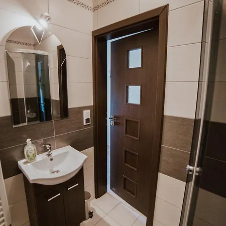 Pod Grusza Polom Maly